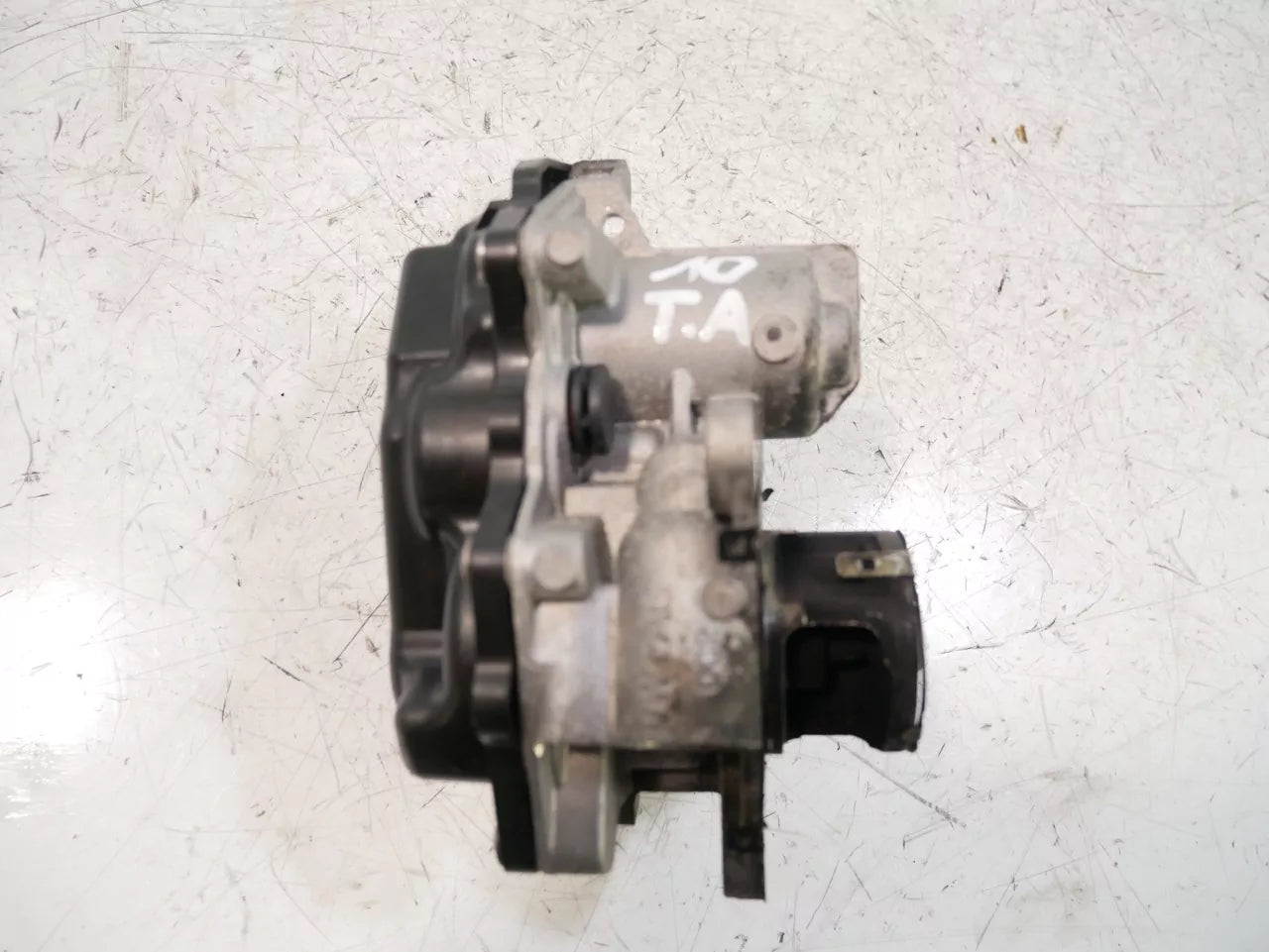Actuador Audi 2,0 TDI DET DETA 04L131501S