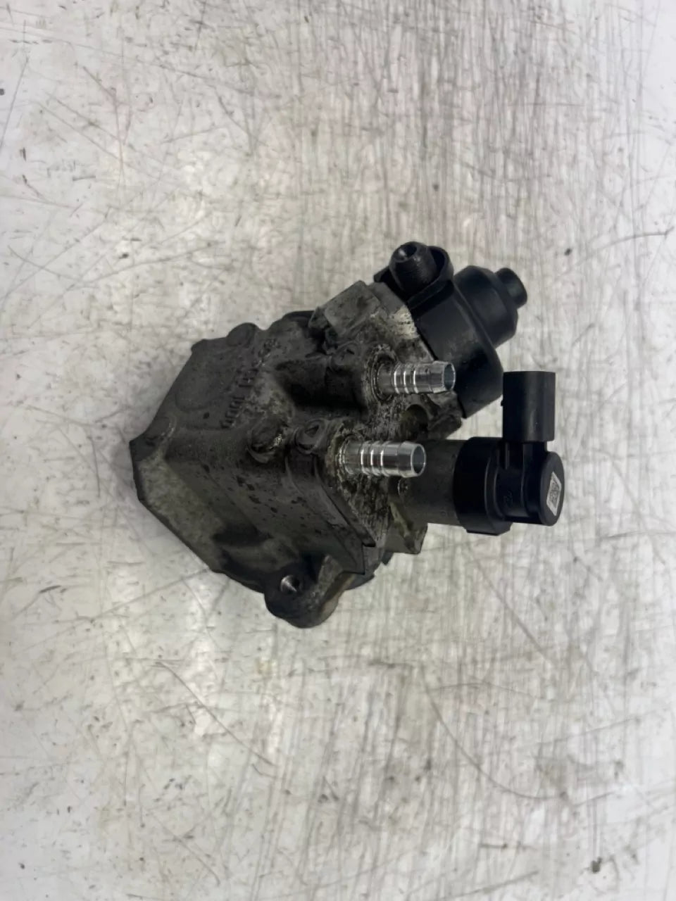 Bomba de alta presión Volkswagen 2,0 BiTDI TDI Diesel CNe CNEA 03L130755AB 0445010533