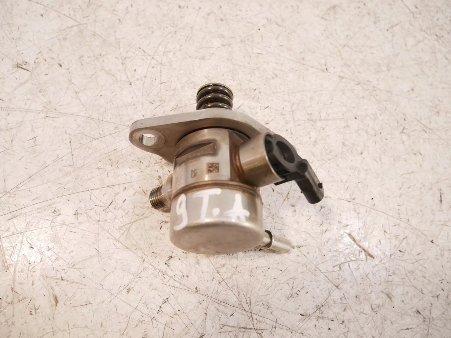 Bomba de combustible Peugeot Citroen Opel 1,2 PureTech HNS EB2ADTS HN05 9812133780