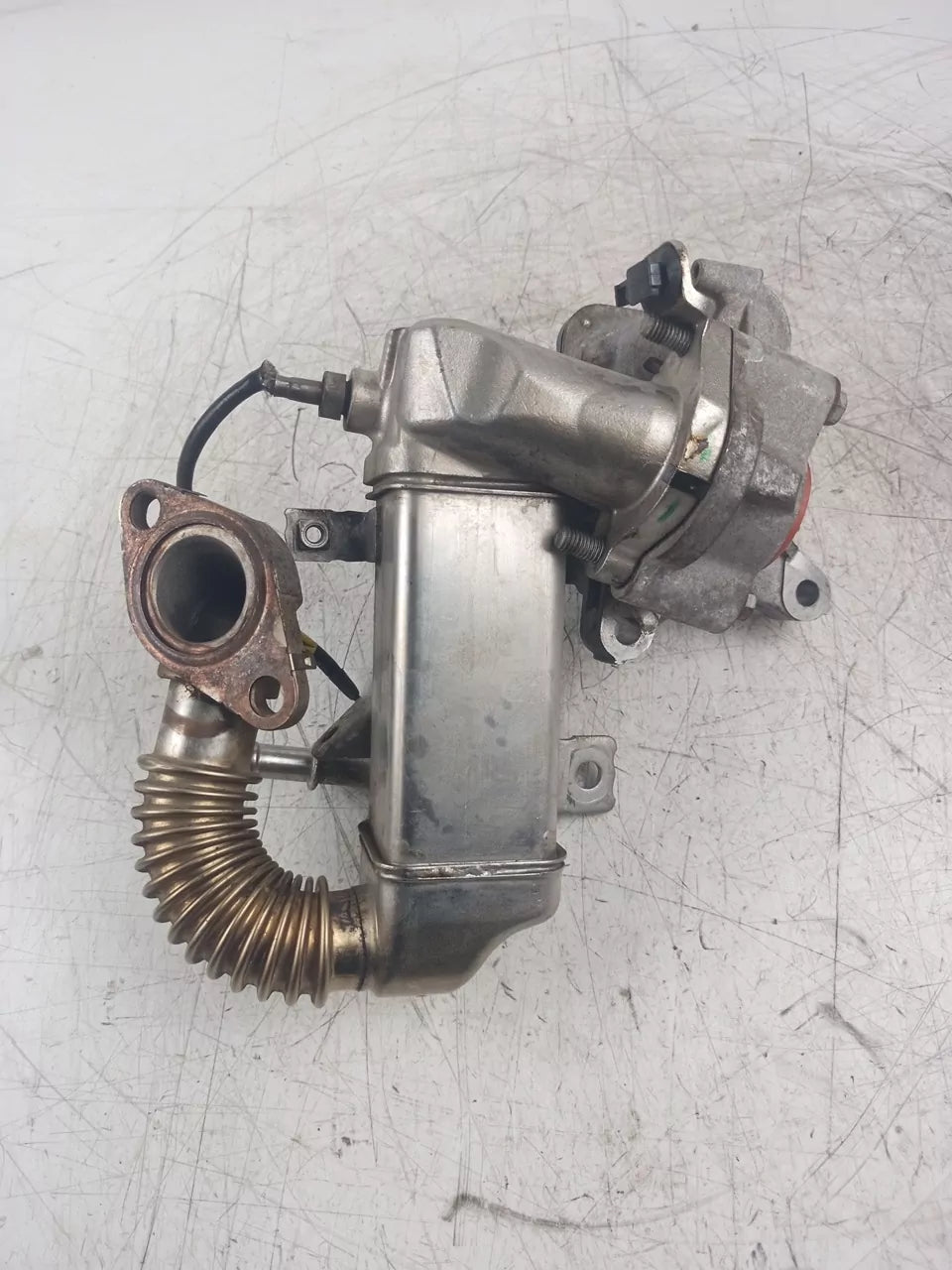 Válvula EGR Fiat Opel Renault Vivaro 1,6 CDTI R9M408 LWZ 147102408R