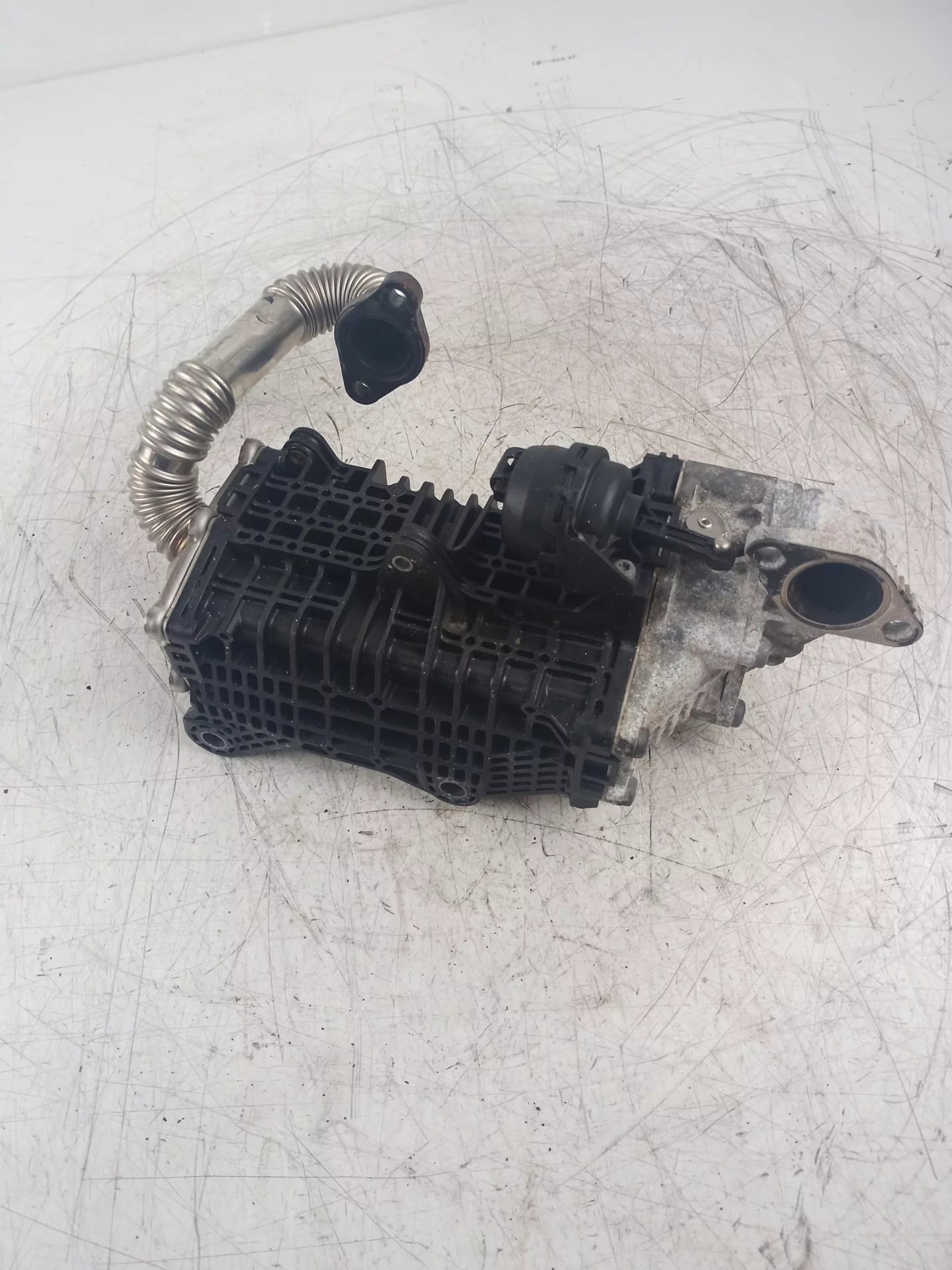 Válvula EGR Peugeot Partner 1.5 BlueHDI YHT DV5RCF YH01 9813050280