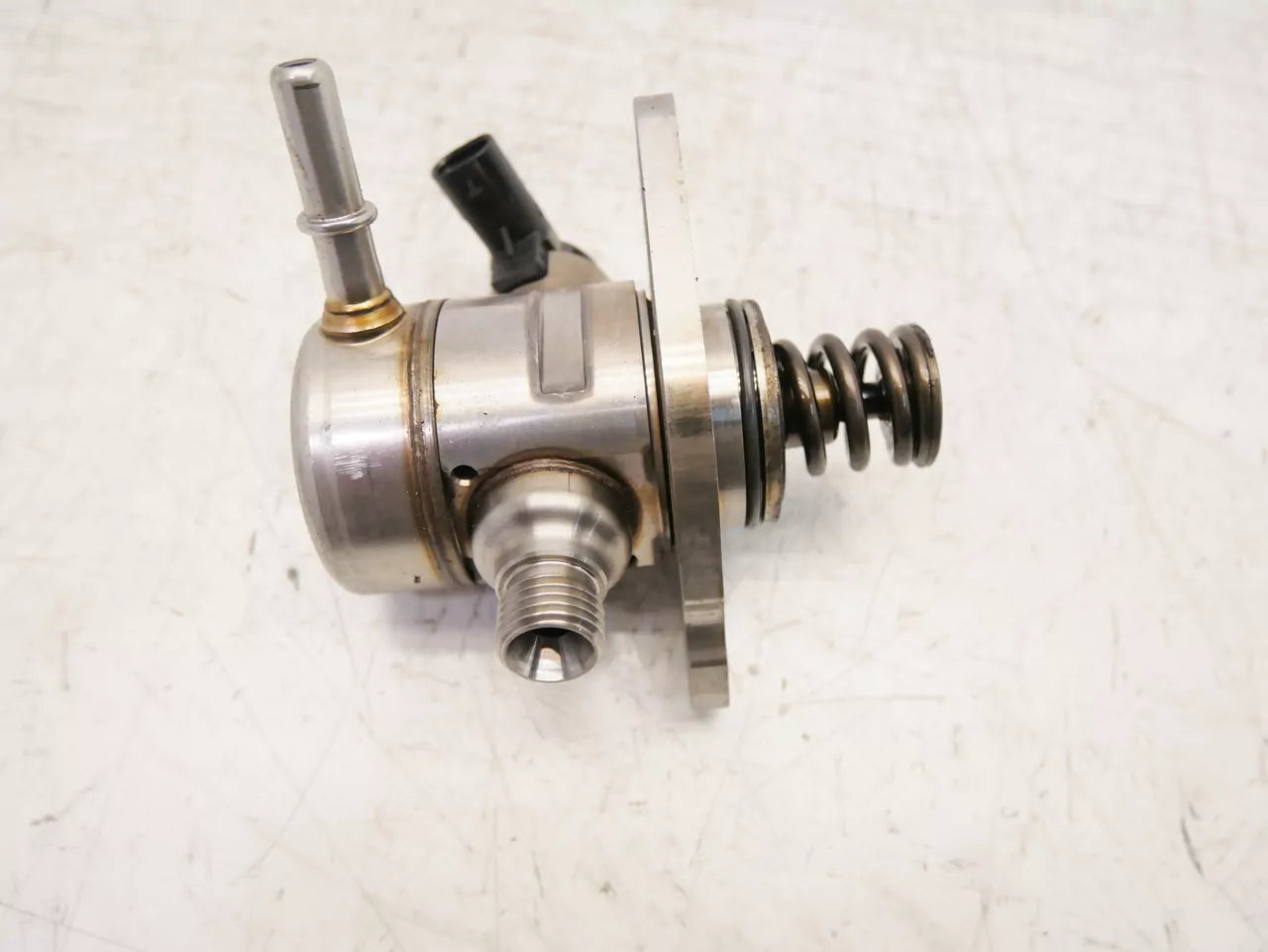 Bomba de combustible Opel 1,2 B12XHL LES EB2DT 9812133780