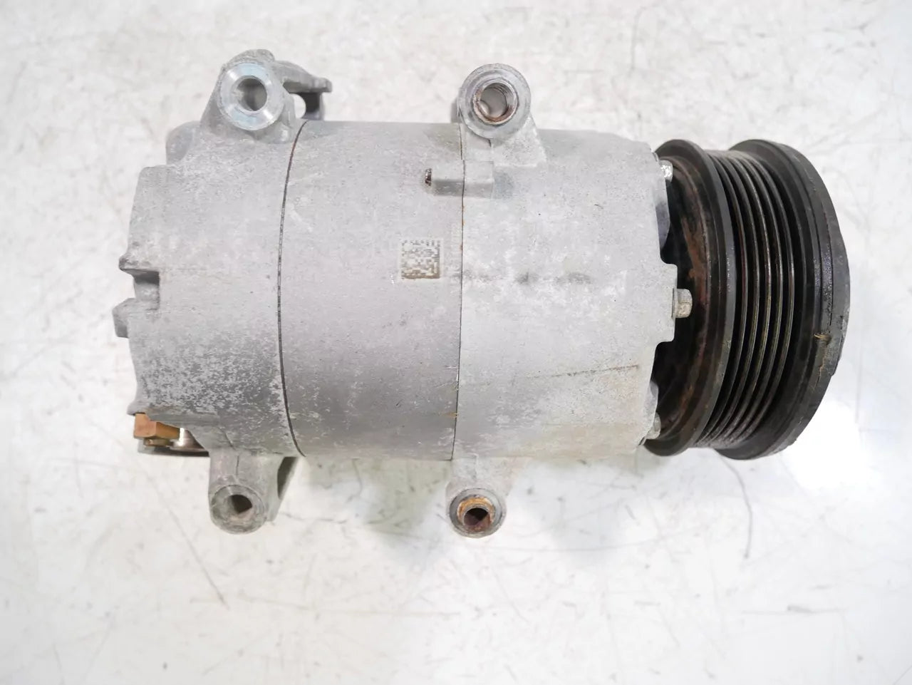 Compresor de aire acondicionado Ford 1,5 TDCI UGJC C15DSOX AV11-19D629-AC