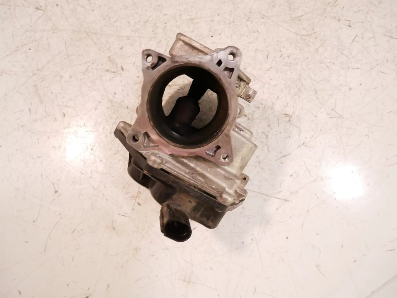 Válvula EGR Volkswagen 2,0 TDI CKU CKUC CKUB 03L131501R