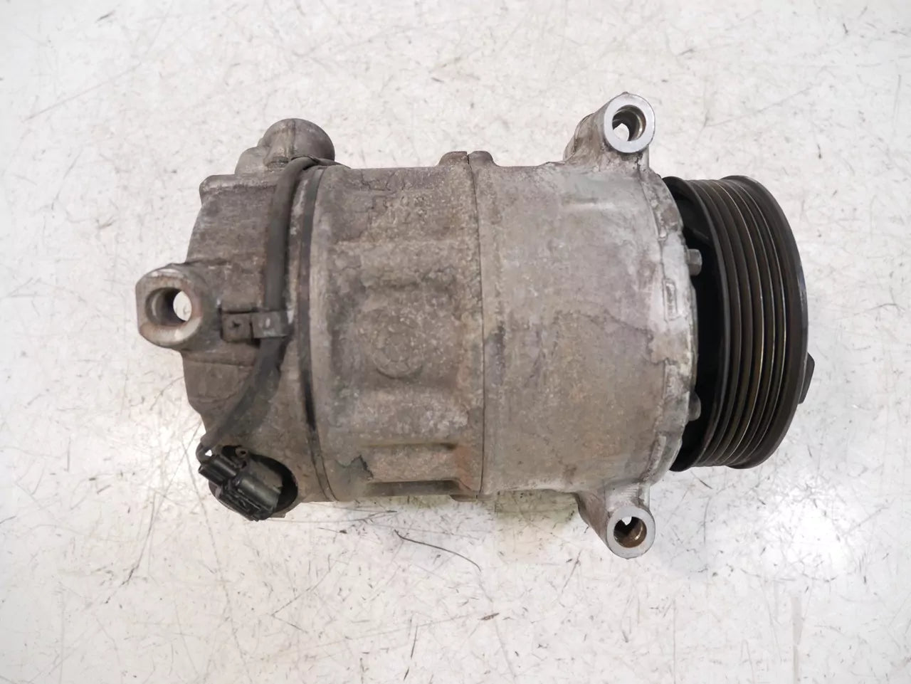 Compresor de aire acondicionado Land Rover 4,4 V8 D 4x4 448DT 8W83-19D629-AD