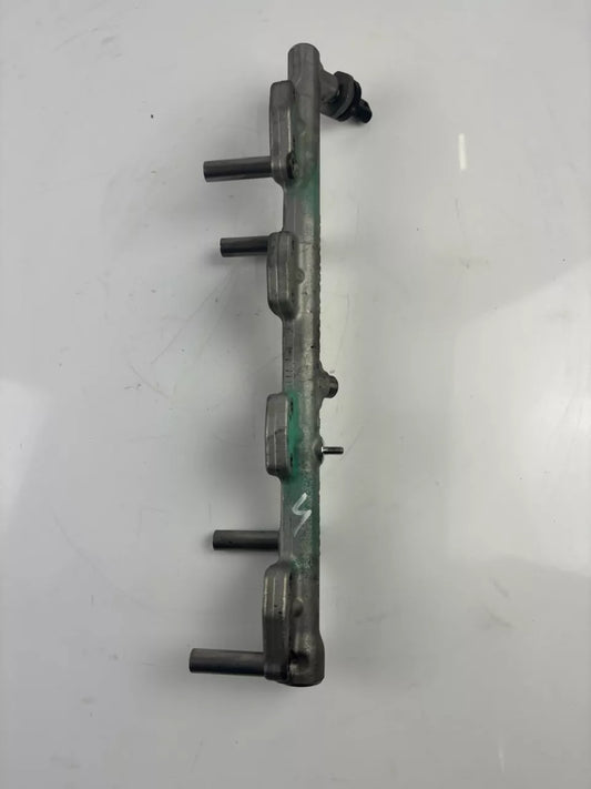 Riel inyector Mini F55 F56 F57 F60 Cooper 2.0 S B48A20F B48 8665633