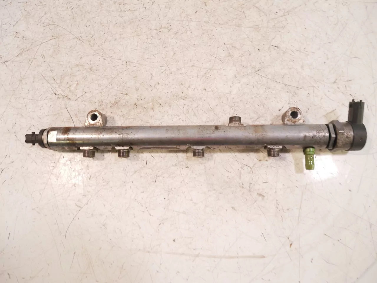 Rampa inyectora Mitsubishi 3,0 D Diesel 4M42-3AT4 4M42 504342424