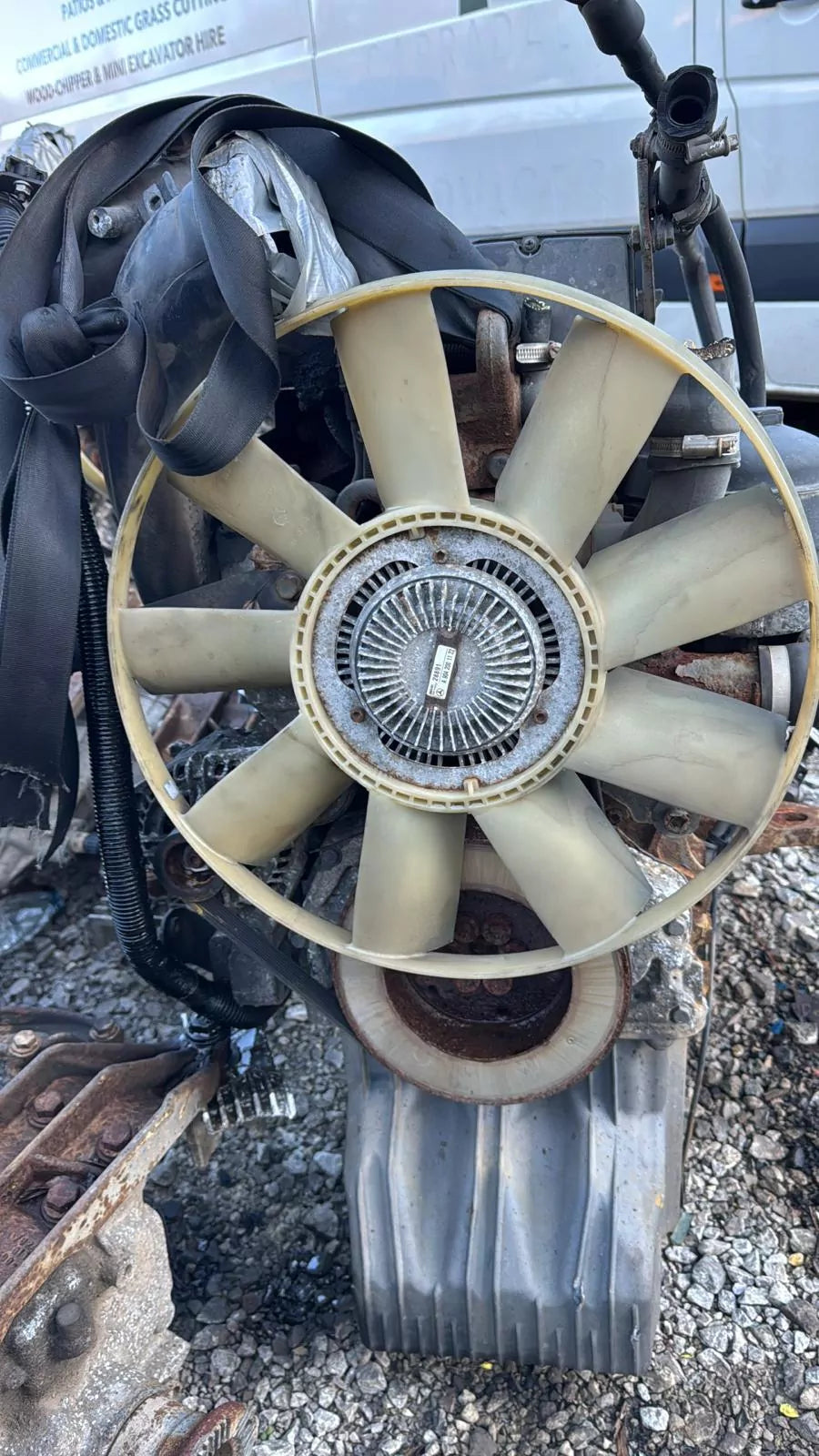Motor Mercedes-Benz Vario 904 4,3 D OM 904.914 OM904.914 OM904LA A0424471740