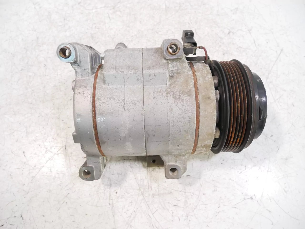 Compresor de aire acondicionado Mazda 2,2 D SH SHY1 F500-AUCAA-02