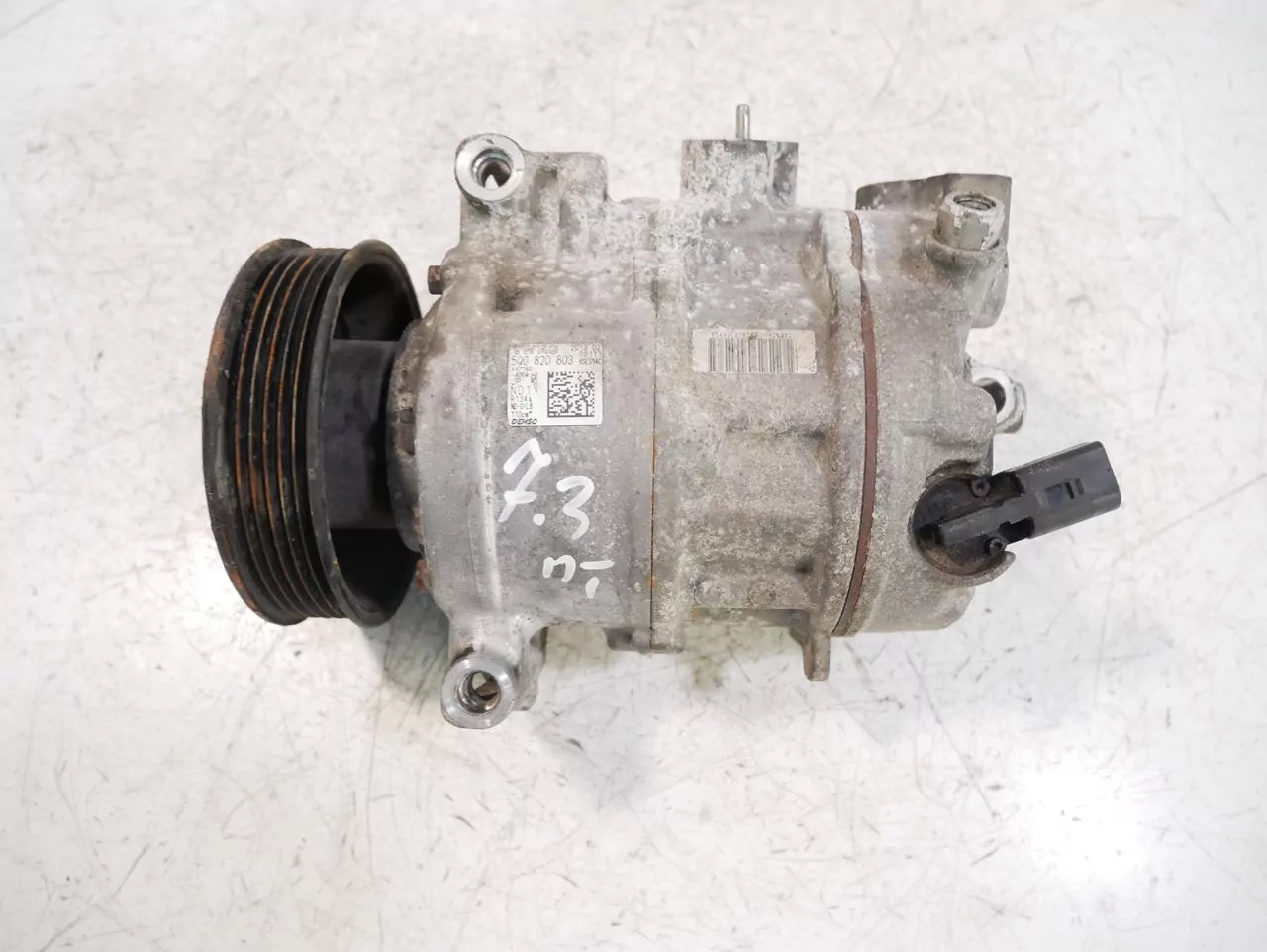 Compresor de aire acondicionado Audi Seat Skoda Volkswagen 1,6 TDI CLHA CLH 5Q0820803