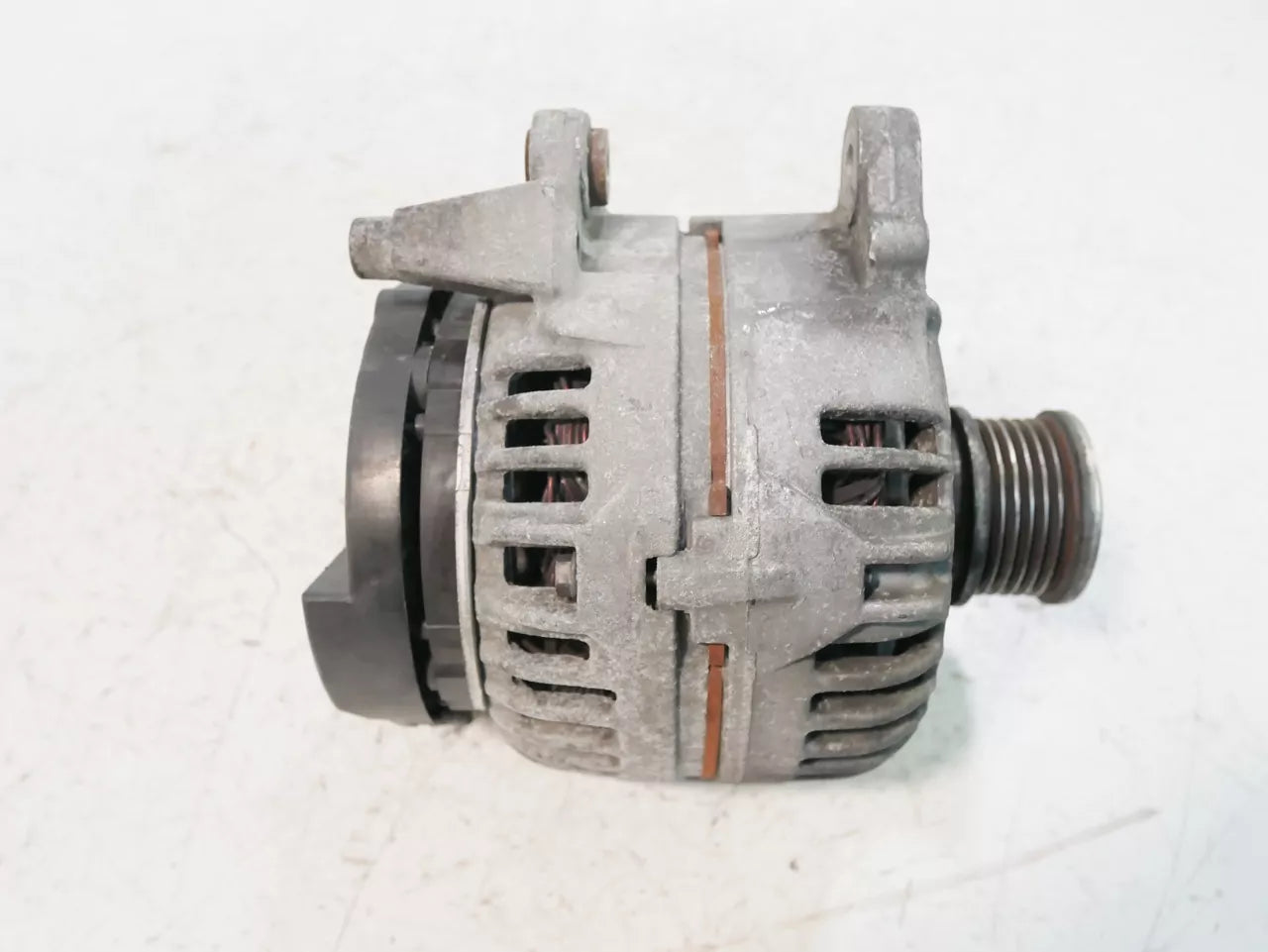 Alternador Audi 2,0 TDI CAGC CAG 03G903016E