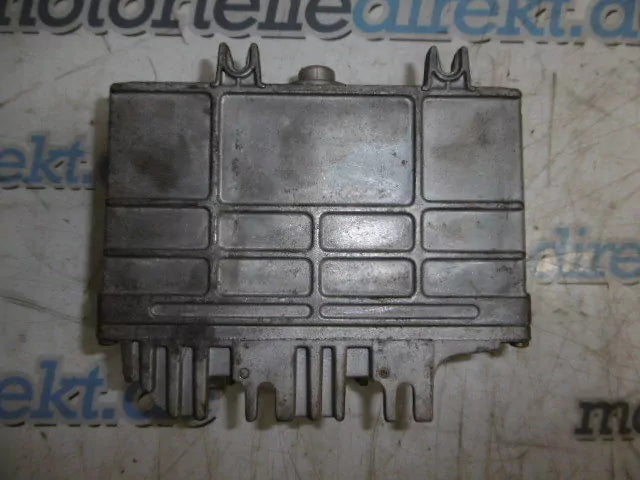 Unidad de control del motor Volkswagen Polo 6N 1.0 gasolina AEV 45 CV 0261203744 /745