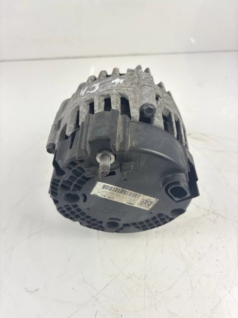 Alternador Audi A4 A5 Q5 2.0 40 TDI DETA DET 04L903027