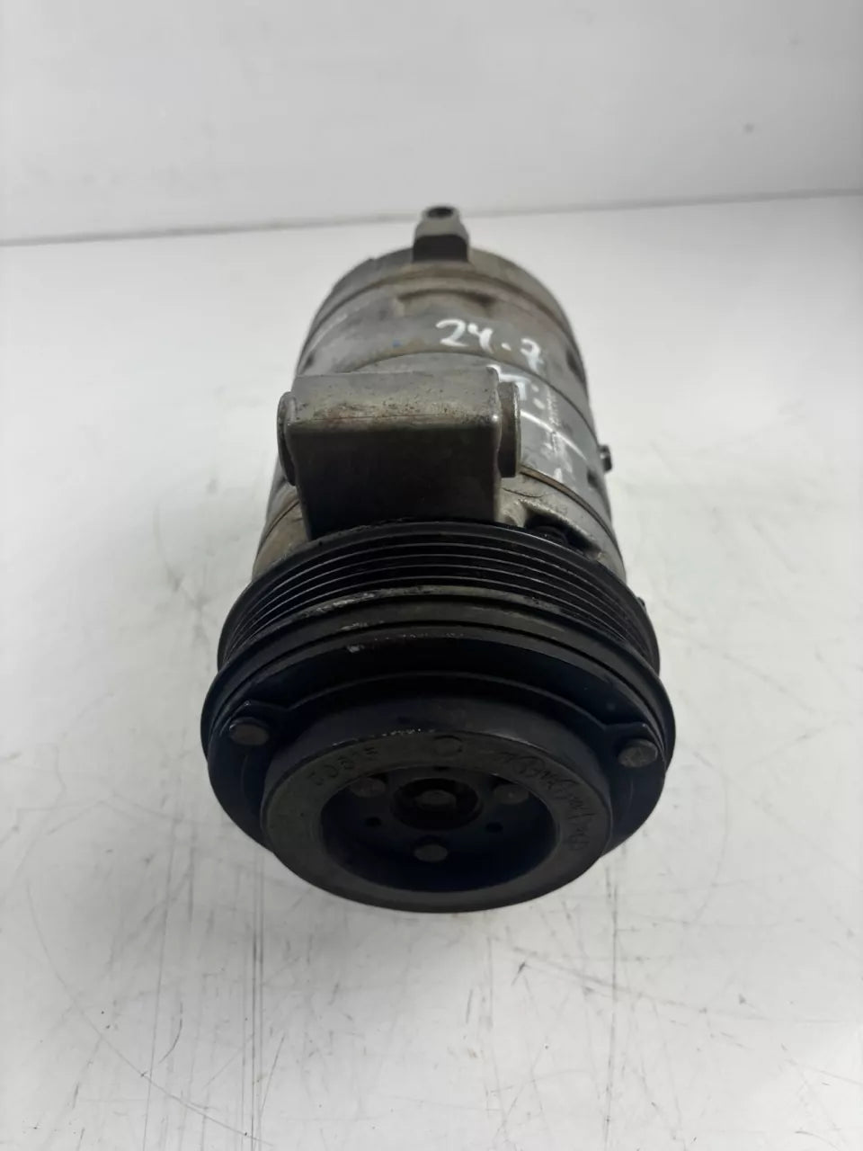 Compresor de aire acondicionado Nissan Navara D23 2,3 dCi YS23DDT M9T280 92600-4JA1A