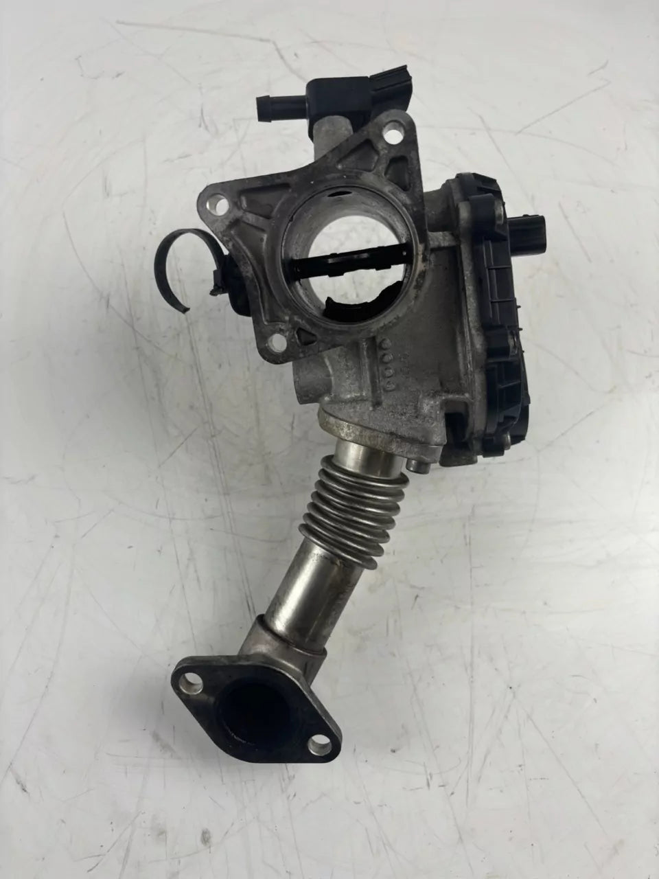 Válvula EGR Kia 1.6 CRDI Diesel Euro6 D4FE 28462-2U000