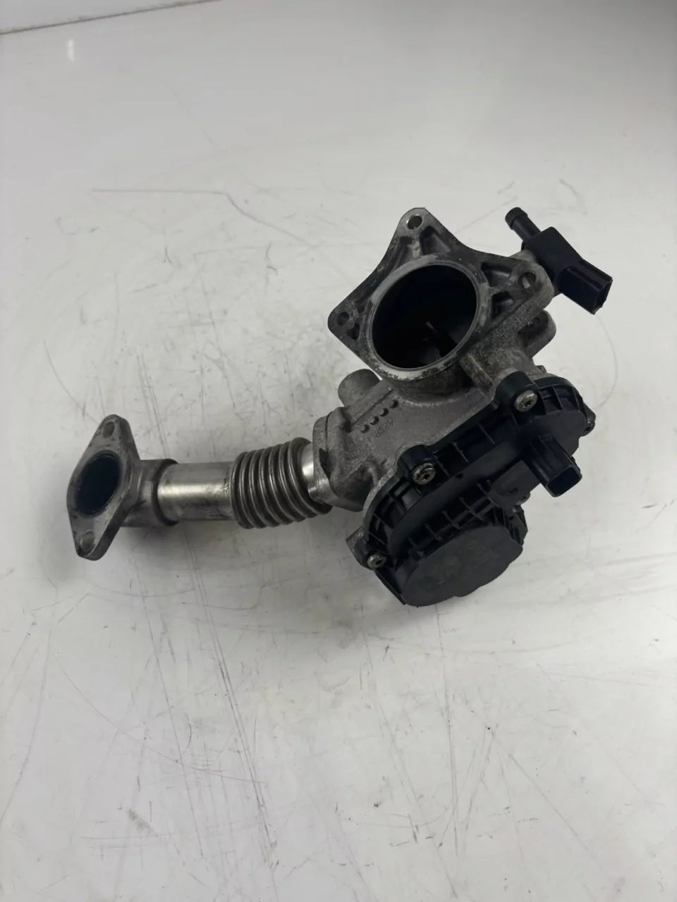 Válvula EGR Kia 1.6 CRDI Diesel Euro6 D4FE 28462-2U000