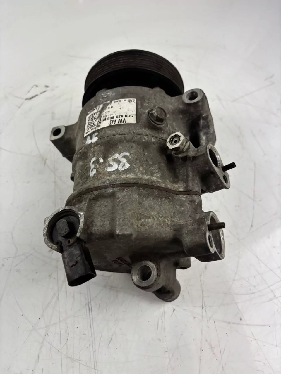 Compresor de aire acondicionado Volkswagen Caddy 2.0 TDI Diesel DFSF DFS 5Q0820803M