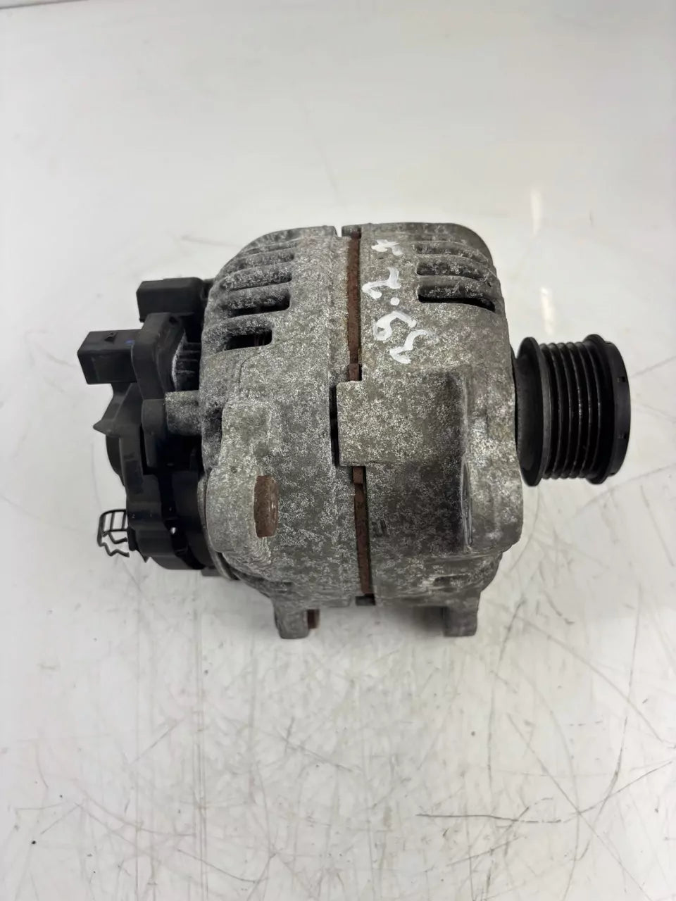 Alternador Audi A4 A6 2.0 TDI BRE 06F903023F