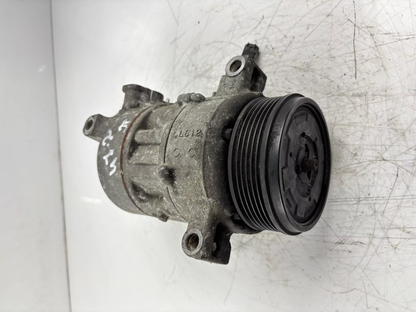 Compresor de aire acondicionado BMW Serie 1 E87 E81 2.0 D 120d 204D4 M47D20 M47 6987766