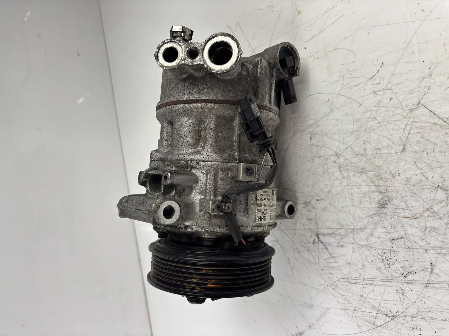 Compresor de aire acondicionado Opel Insignia Zafira 2,0 CDTI B20DTH LFS 13367373