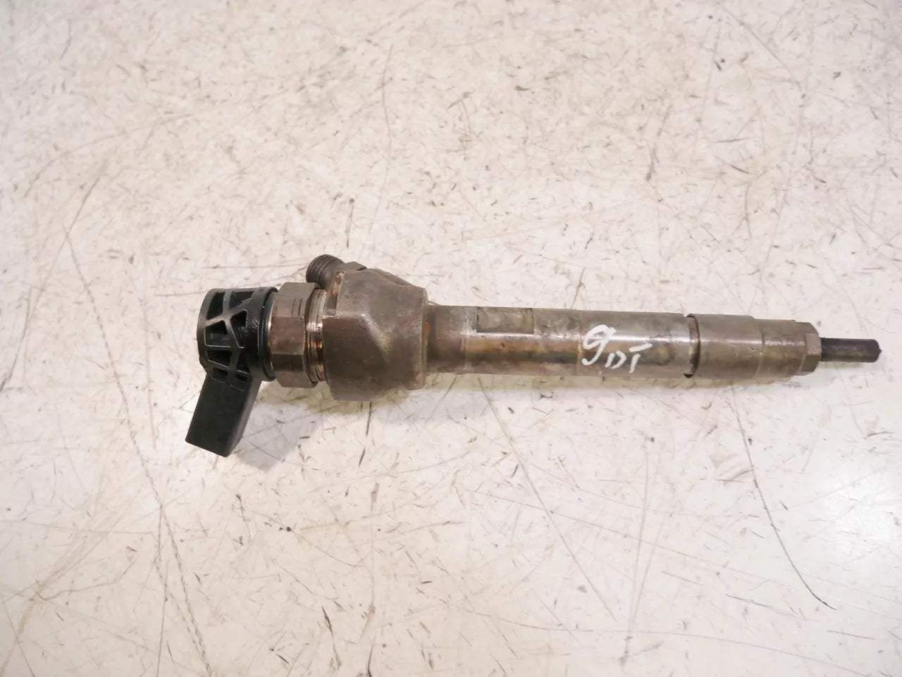 Inyector Boquilla de inyección BMW 1,5 B37D15U0 B37D15A B37 8511630