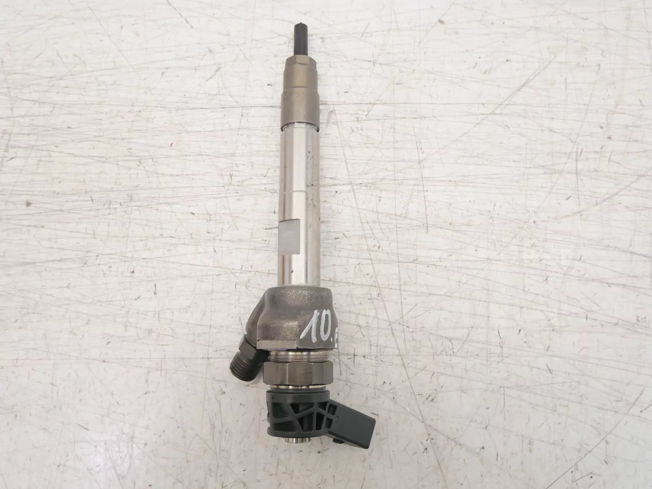 Inyector Boquilla de inyección BMW 2,0 318 d B47D20A B47 8514148