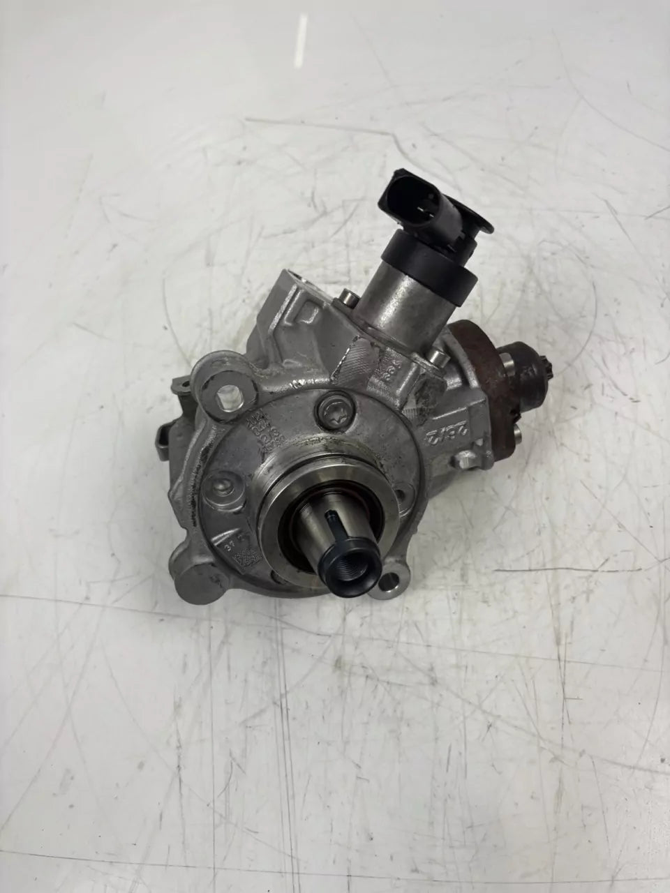 Bomba de alta presión Mercedes-Benz GLA H247 2.0 200 d OM654.920 654.920 A6540704601