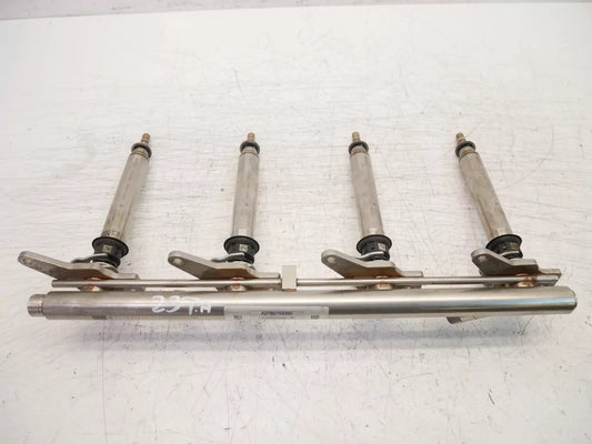 Rampa de inyectores Mercedes-Benz 4,7 V8 CLS E 500 M278.922 A2780703395