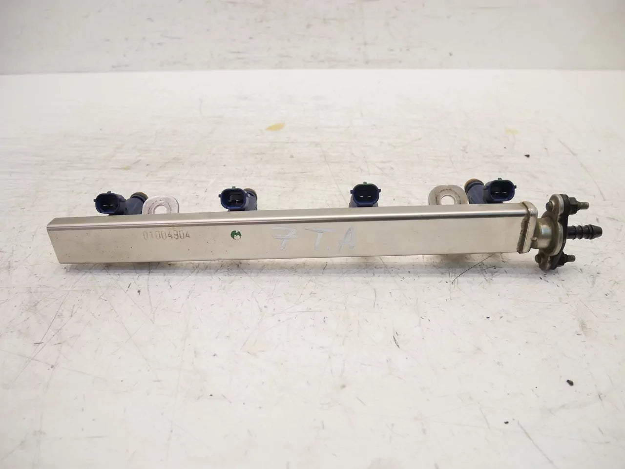 Rampa de inyectores Hyundai 1,4 gasolina G4FA 35310-2B000