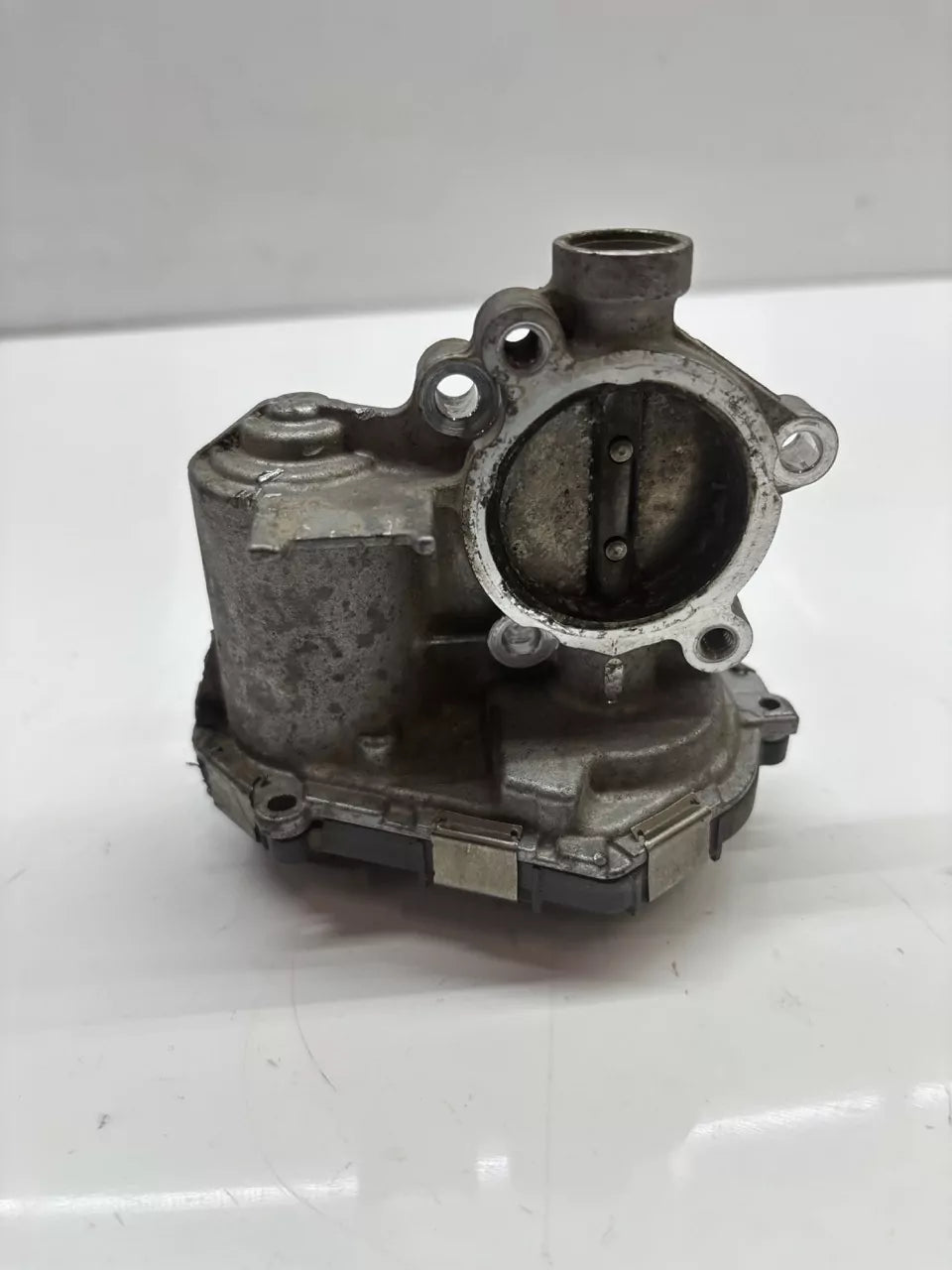 EGR Mariposa Volkswagen Caddy Tiguan Touran2.0 TDI DTRC DTR 05L131051C