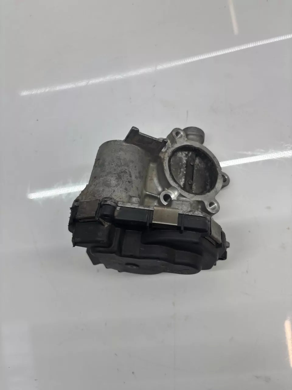 EGR Mariposa Volkswagen Caddy Tiguan Touran2.0 TDI DTRC DTR 05L131051C
