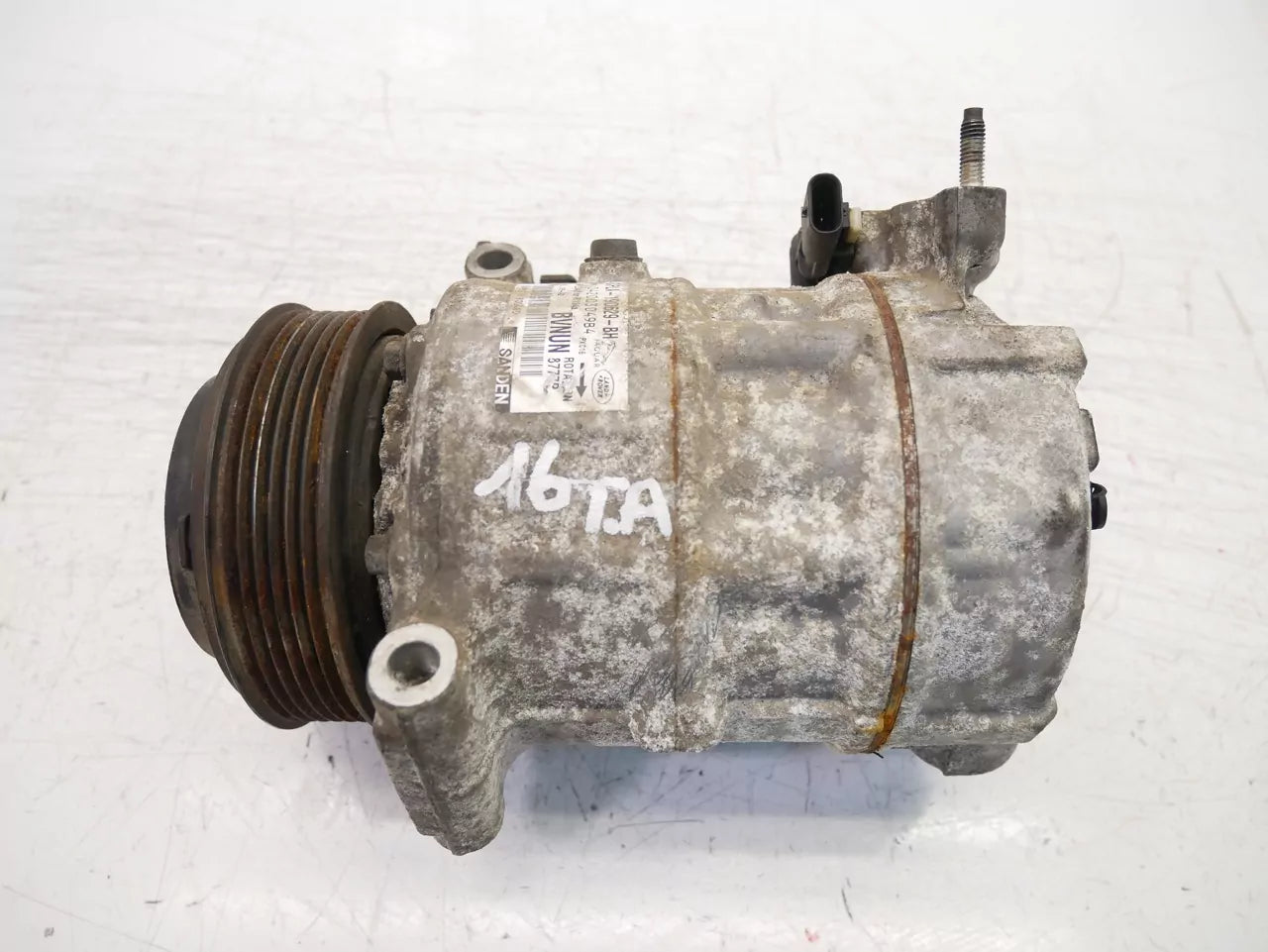 Compresor de aire acondicionado Land Rover 2,0 D 204DTD AJ20D4 CPLA-19D629-BH