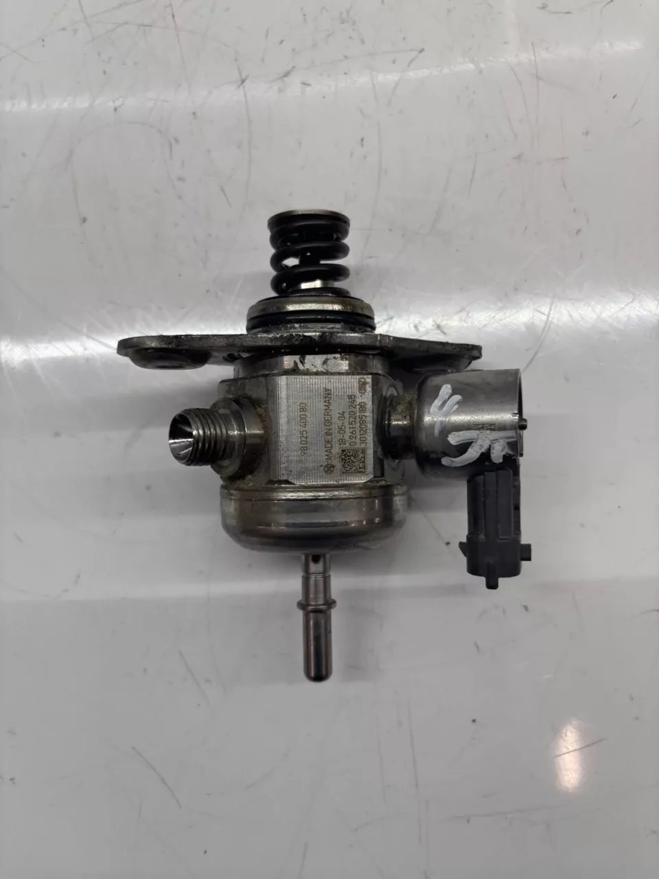 Bomba de combustible Peugeot 3008 SUV 1.6 THP 5GZ EP6FDT 5G01 9802540080