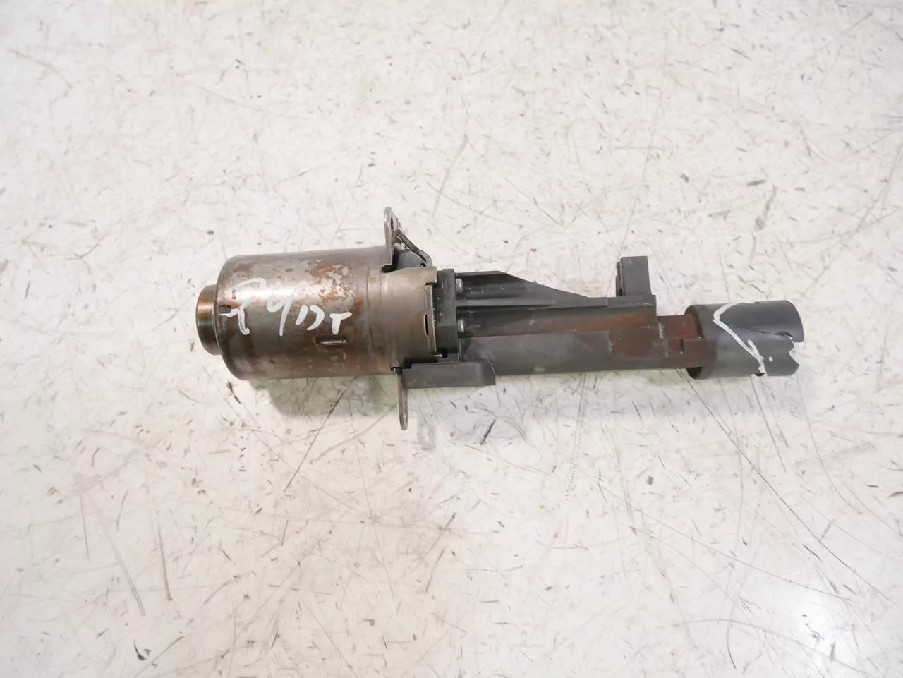 Sensor BMW 2,0 328i N26B20A N26 N20B20A N20 10003948
