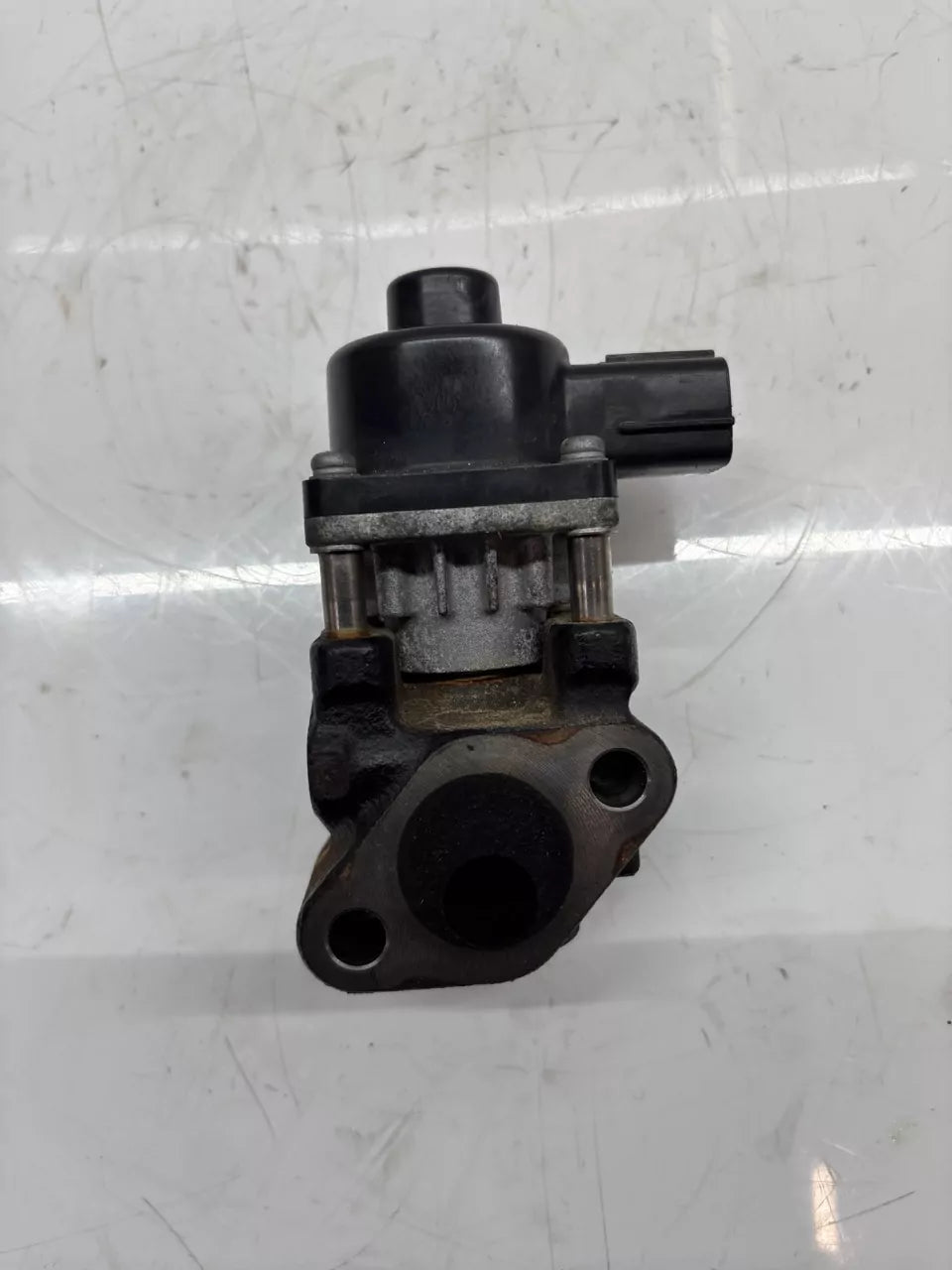Válvula EGR Válvula de recirculación de los gases de escape Suzuki Swift 1.5 M15A 1811-69G01