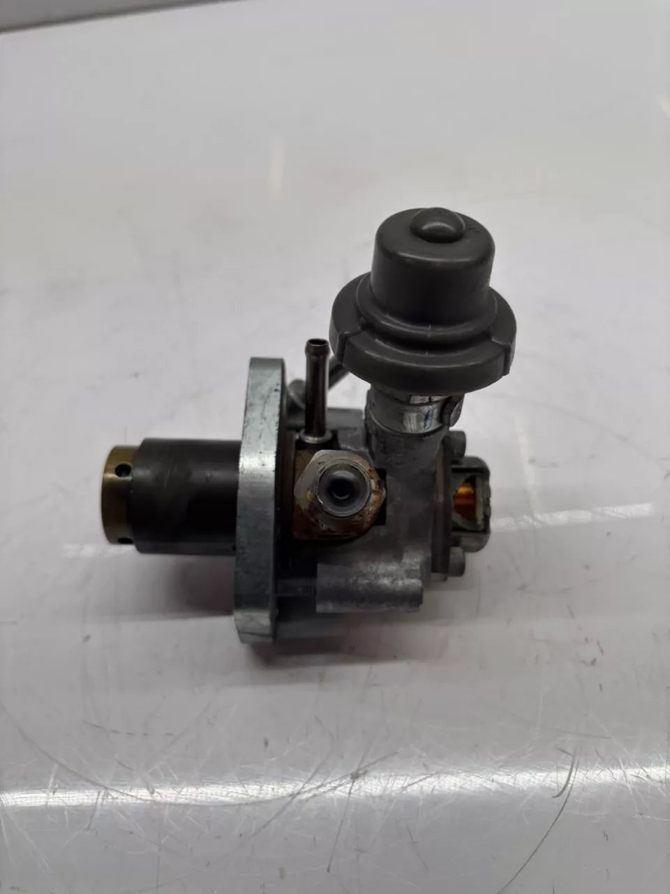 Bomba de combustible Lexus IS MK2 II E2 2.5 250 GSE20 V6 4GR 4GR-FSE 803216037