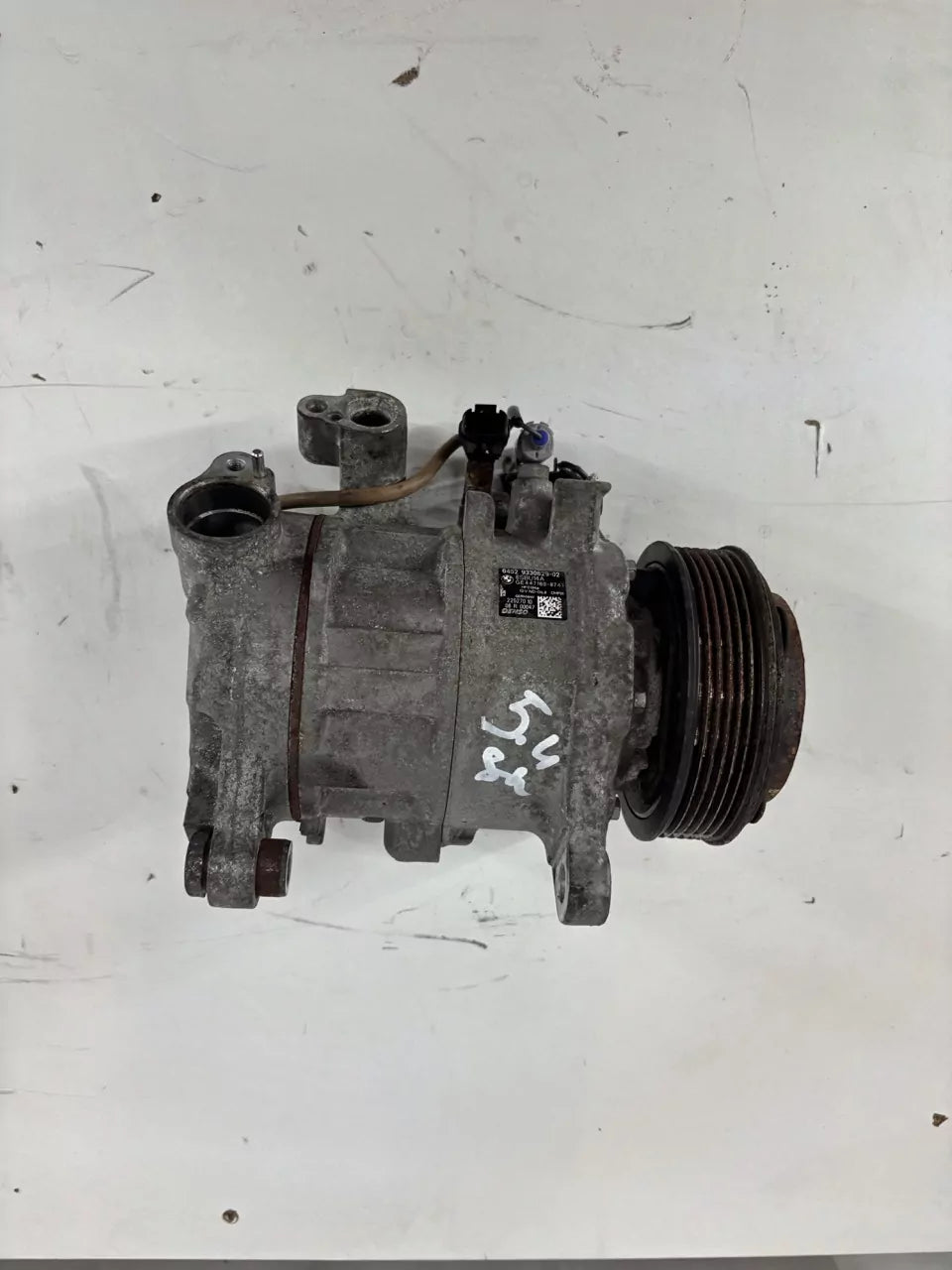 Compresor de aire acondicionado BMW Serie 3 F30 F34 F31 2.0 d 318d N47D20C N47 9330829