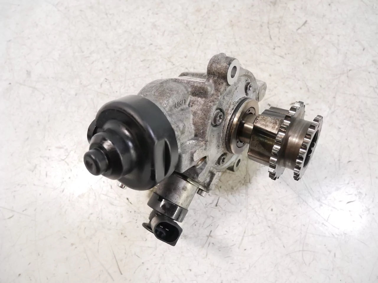 Bomba de alta presión BMW 2,0 118 d B47D20A B47 8511626