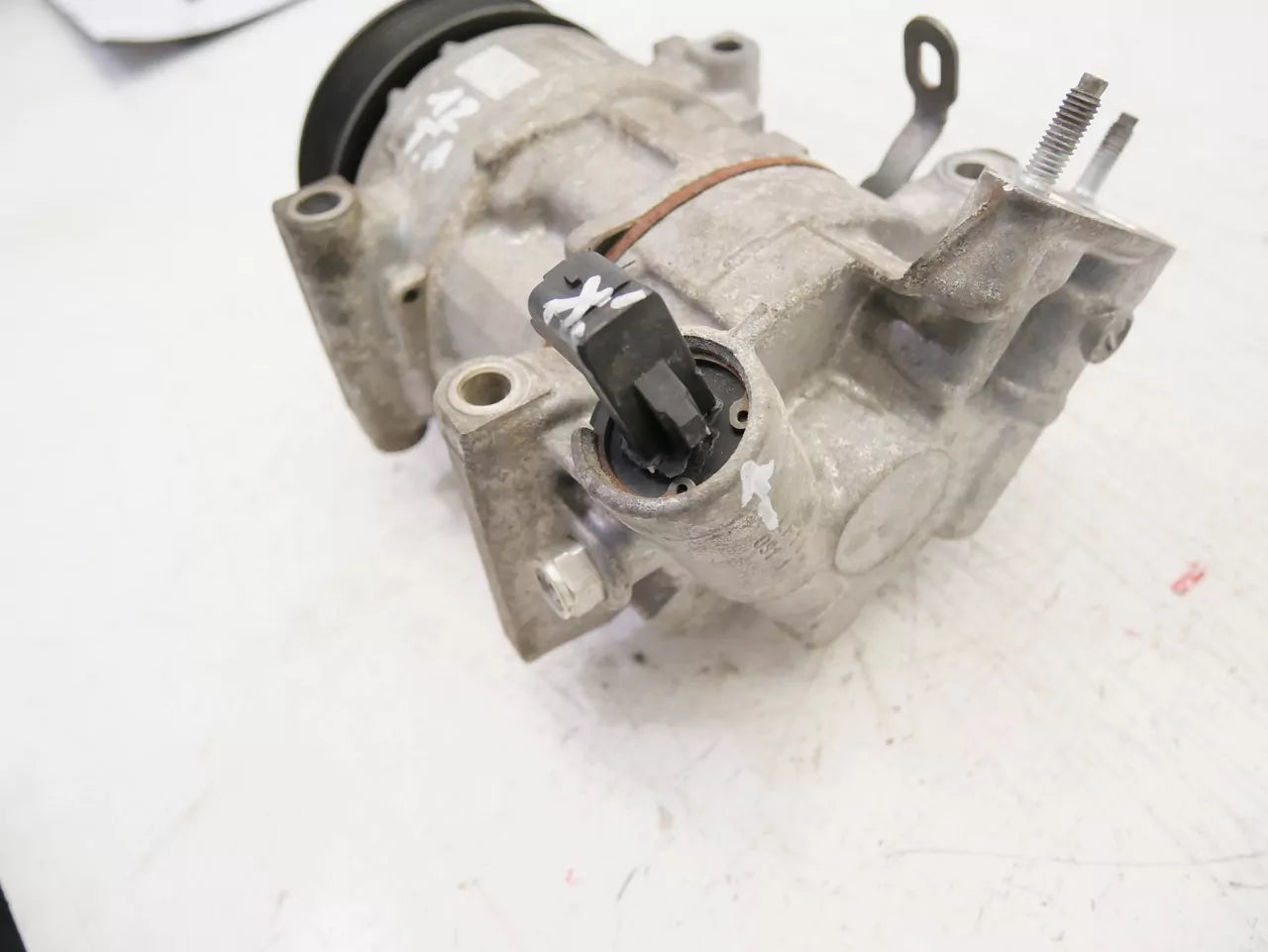 Compresor de aire acondicionado Citroen Opel Peugeot 1,5 BlueHDI YH01 YHZ DV5RC 9829934580