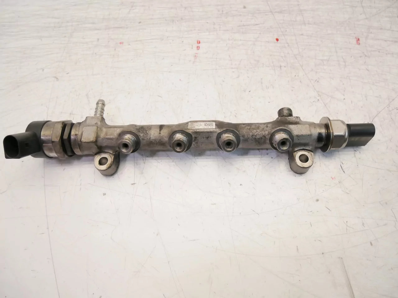 Rampa inyectora Seat Skoda 1,6 TDI DGTA DGT 04L089B