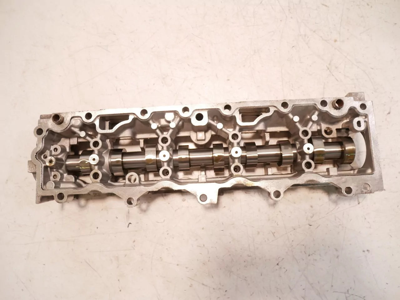 Alojamiento del árbol de levas Ford 1,6 TDCI T1GA 9685052710