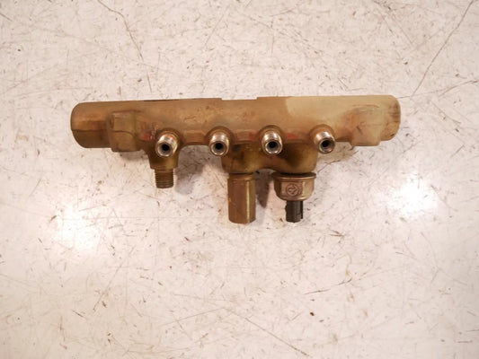 Rampa inyectora Isuzu 2,5 DiTD Diesel 4JK1 4JK1-TC 02M60282