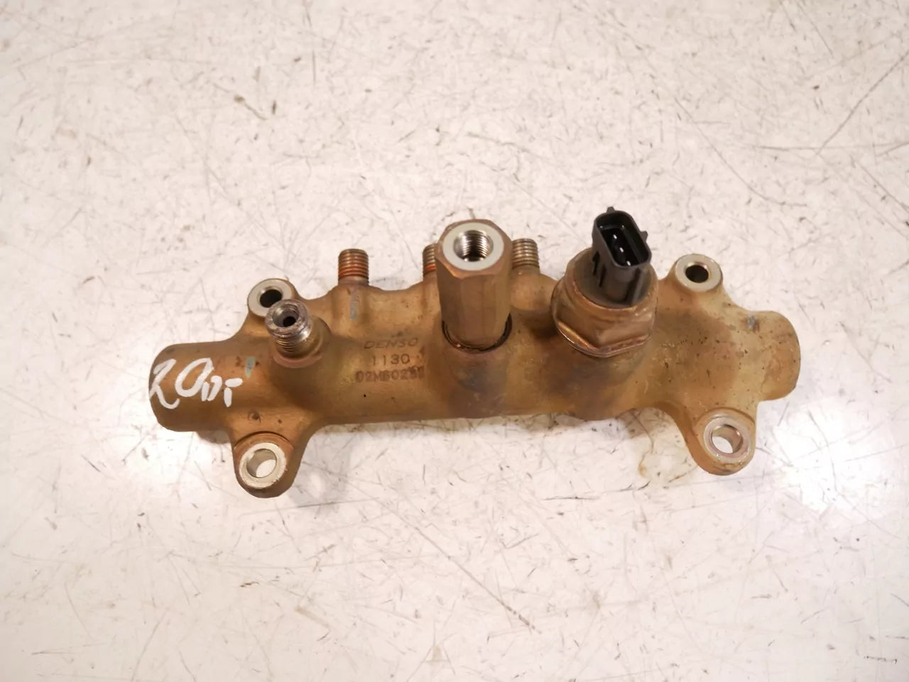 Rampa inyectora Isuzu 2,5 DiTD Diesel 4JK1 4JK1-TC 02M60282