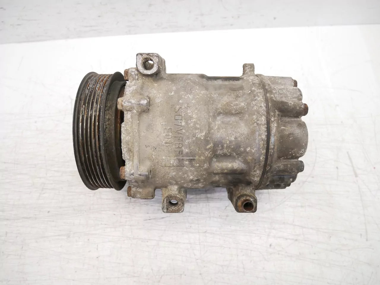 Compresor de aire acondicionado Citroen 2,0 HDi RHM DW10ATED4 9686061980