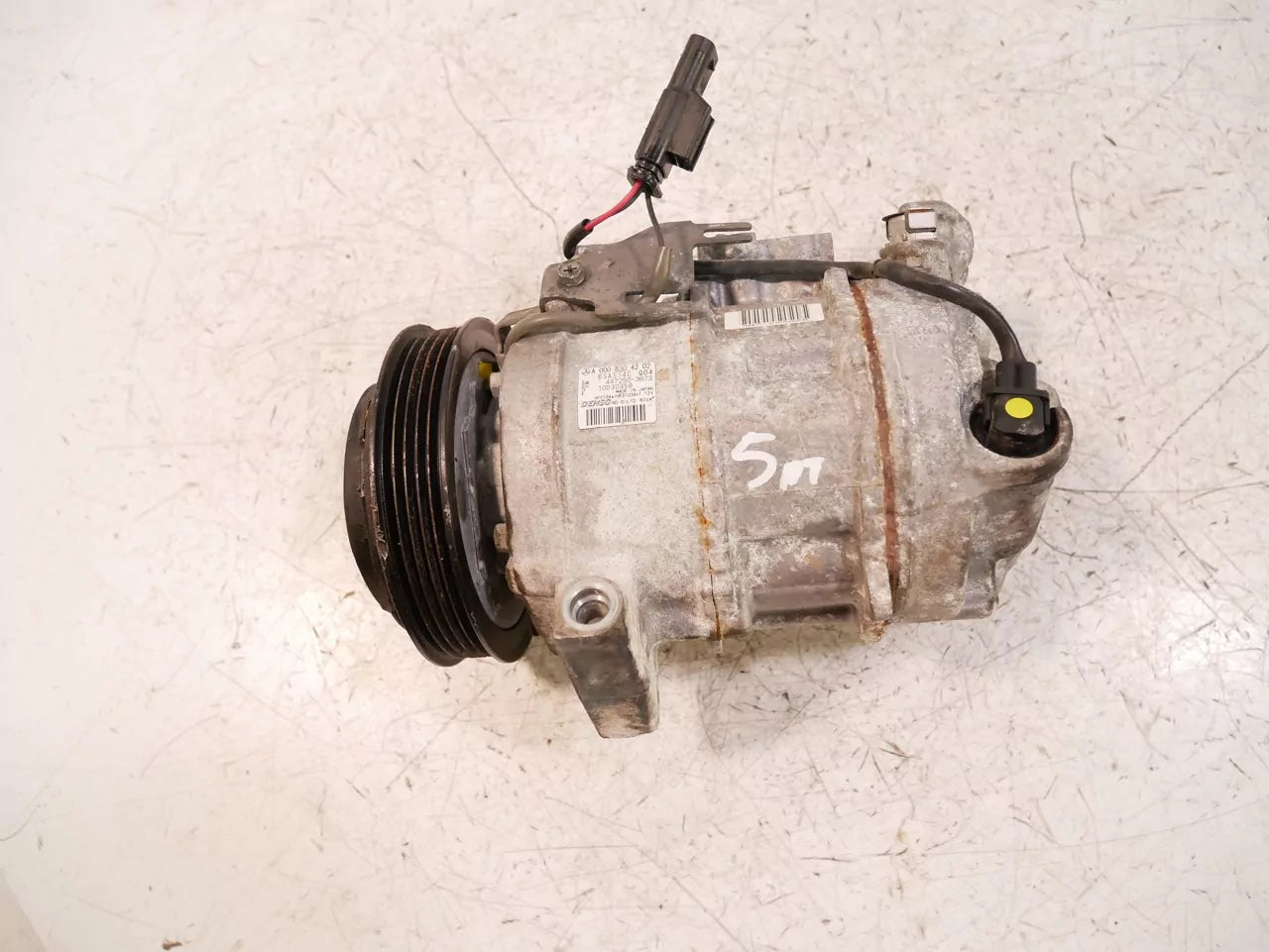 Compresor de aire acondicionado Mercedes-Benz 2,0 M260.920 260.920 M260 A0008304202
