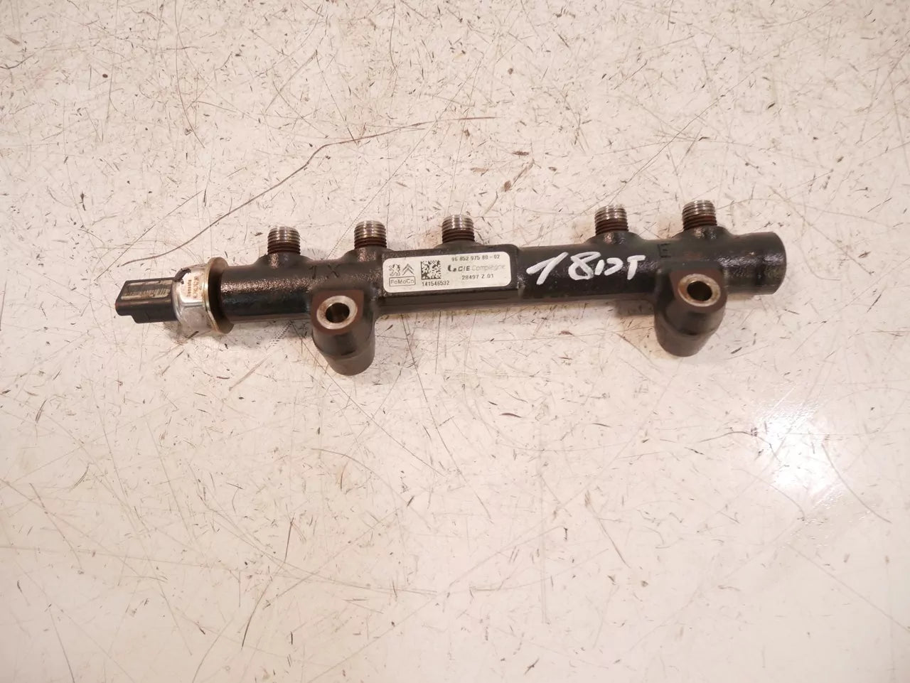 Rampa inyectora Ford 1,6 TDCi UGBA 9685297580