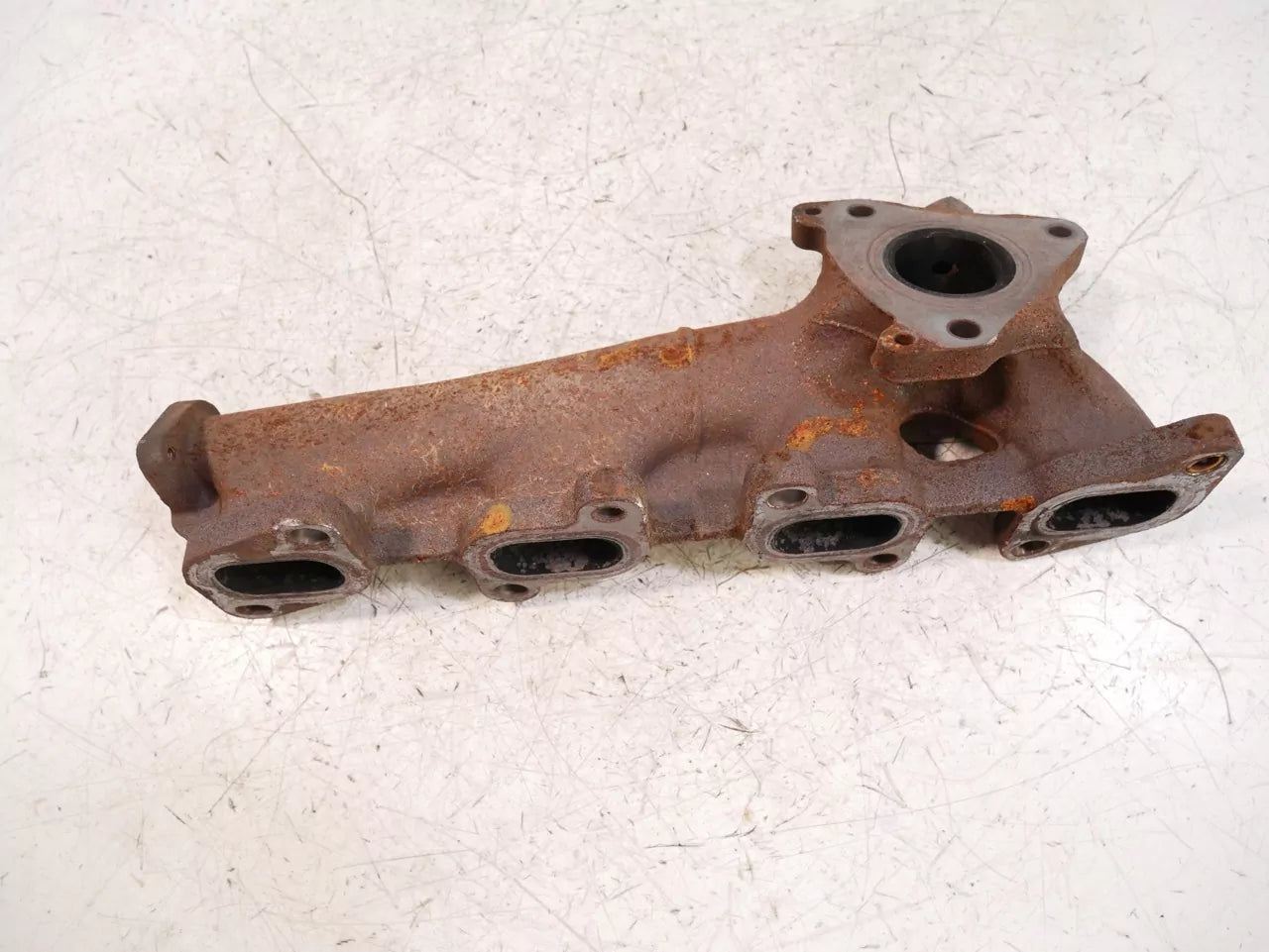 Colector de escape Mercedes-Benz 2,2 C 180 CDI OM651.913 651.913 A6511420001
