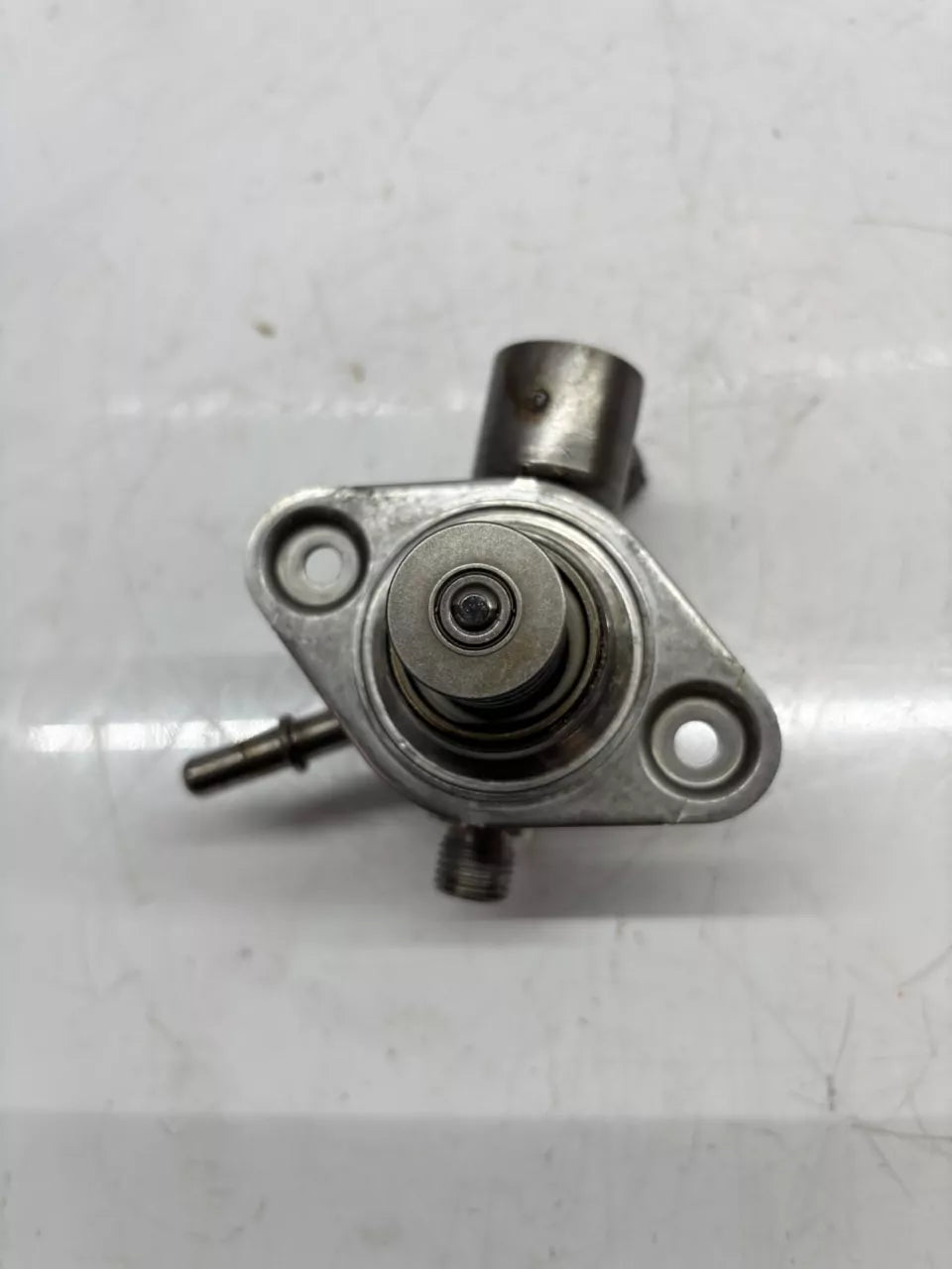 Bomba de combustible Ford Fiesta VI CB1 1.0 C10FD0X P4JA CM5G-9D376-GA