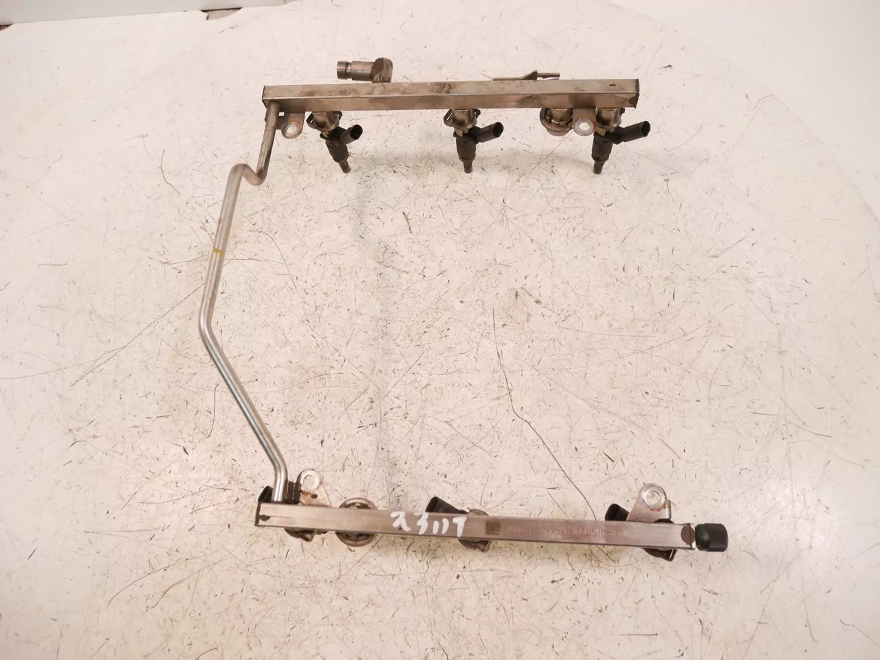 Rampa de inyectores Mercedes-Benz 3,5 CLS E 350 272.964 M272.964 M272 A2720700995