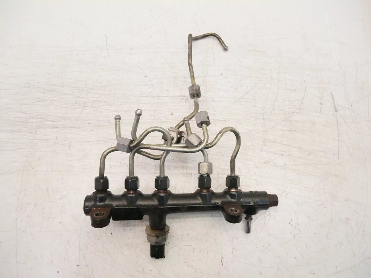 Rampa inyectora Citroen Opel Peugeot 2,2 BlueHDI 4HH DW12RUC 9674300080